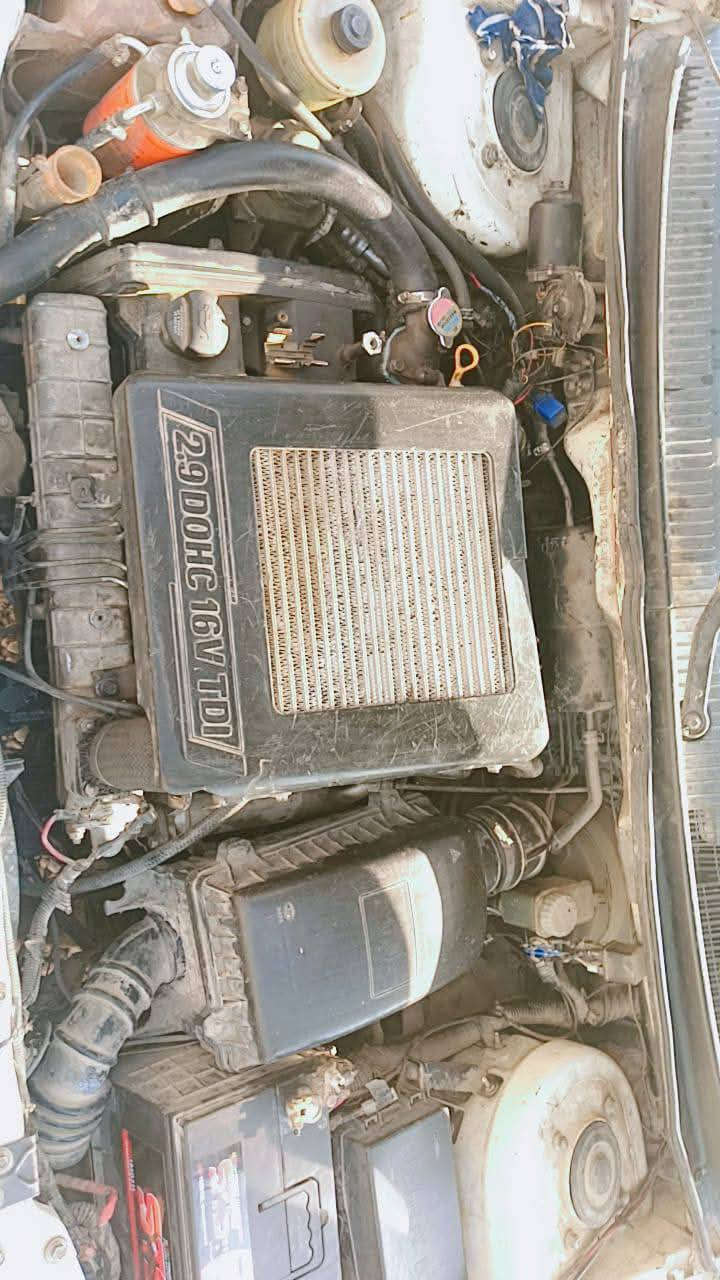 سلام عليكم سياره كيا كرنفال موديل 99  سياره خير من الله تبريد شغال ثلج ٣قطع تبخر بس ما تنقص بيها كاز كيت سياره رقم نينوى مشروع وطني سعر 45بيها مجال مكاني بغداد الرقم ***********
