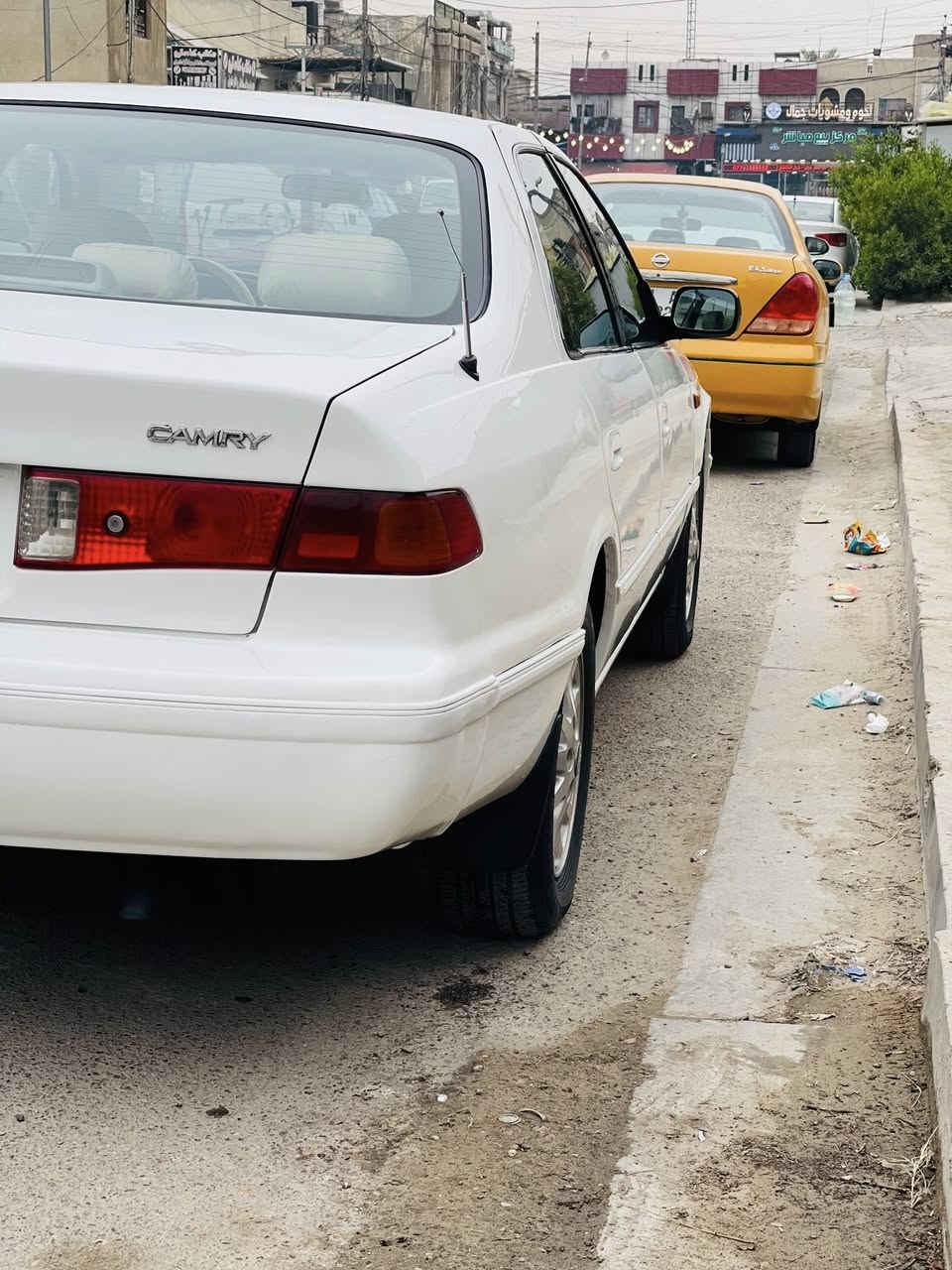 لام عليكم كامري ٢٠٠٢ رقم بغداد جديد بسمي سياره كامله مابيها نقص تخم تاير جديد صدر أمامي خلفي جديد مكينه جديده مال حاويه ٤سلندر  مدوشمه تبريد ثلج ❄
مصبوغه حزام فقط جماليه وعندي صور قبل الصبغ 
السعر ٨٨وبيها مجال العنوان بغداد 
***********
