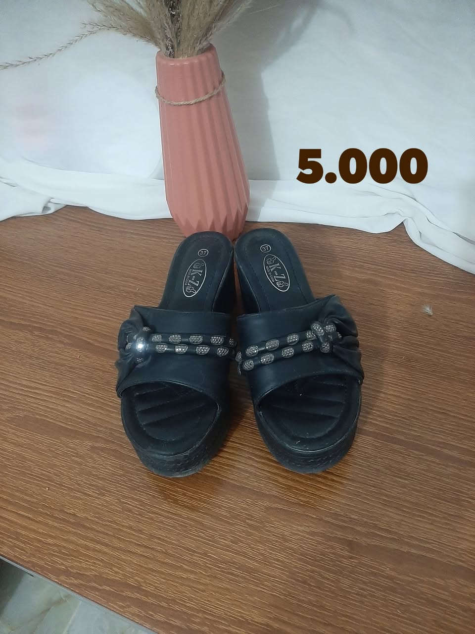حقائب واحذيه بأسعار مناسبه


**إذا كنت صاحب هذا الإعلان وتريد حذفه لأي سبب، رجاءا أرسل رسالة إلى الدعم الفني**