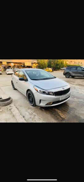 للبيع او مراوس كيا فورتي 2017 وارد امريكي حدث جدا بصيط قبق صندوك فقط والباقي مكفول بدون ايرباك يعني سياره بس قطعه وحده صندوك مبدل اصلي محرك دوش 2000
كير مرغوب AT
سياره جاهزه دوشمه اصليه 
مكان سياره بغداد الدوره
السعر 127وبيها مجال 
***********
واتساب***********
