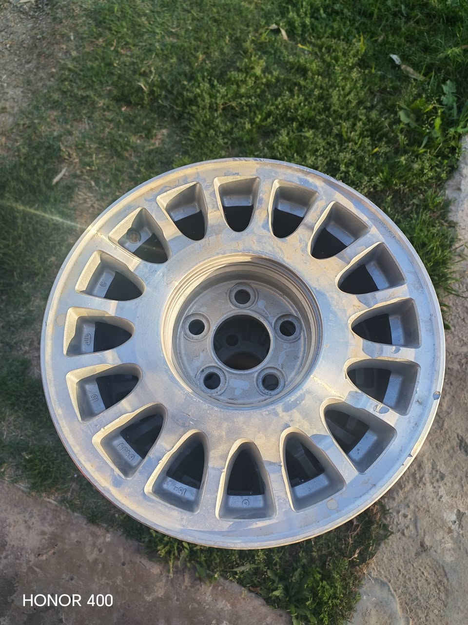 ويل بطه جديد للبيع مكاني صلاح الدين بلد ***********
