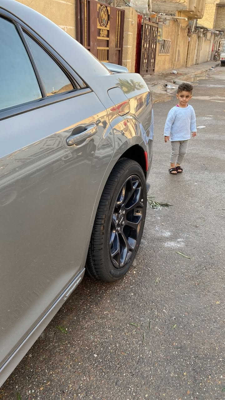 للبيع او مراوس اوباما 2017 S فول مواصفات ماعدا الرادار مبيوك بدون حادثه داخله فتح قطع وبل الباب بيها بارد بعده ما مصلح وصبعين بنهايه التكمه اثر حديده واكعه عليها بدون داخل راجعه من بره الباقي مكفول من ضربه فور ويل مفصول حاسبه تو ويل السياره مكان بصره بسمي رقم دولي تحويل ثاني يوم ‭٠٧٨٠ ١٨٩ ٣٠٧٣‬
