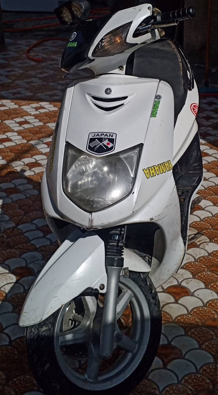 السلام عليكم دراجة سكنس ياباني البيع  كفراتها بلاديات لايت عالي ناصي مكينة بلادي  نكر سلف كهربائيات كلها شقالة السعر 450 و بيها مجال مكان ديالى دقاطع القدس


**إذا كنت صاحب هذا الإعلان وتريد حذفه لأي سبب، رجاءا أرسل رسالة إلى الدعم الفني**