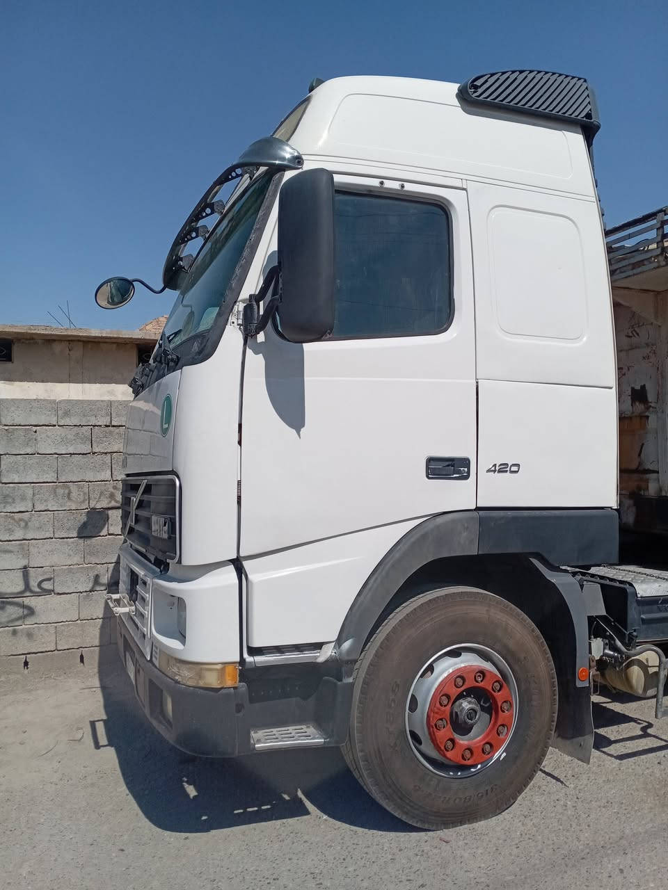 فالفو للبيع مكفوله كفاله عامه
لا تنقيص ولا تبخير تخم تاير سياره جاهز مسجله بدي محاور 
تحويل مباشر  رقم بغداد
***********
