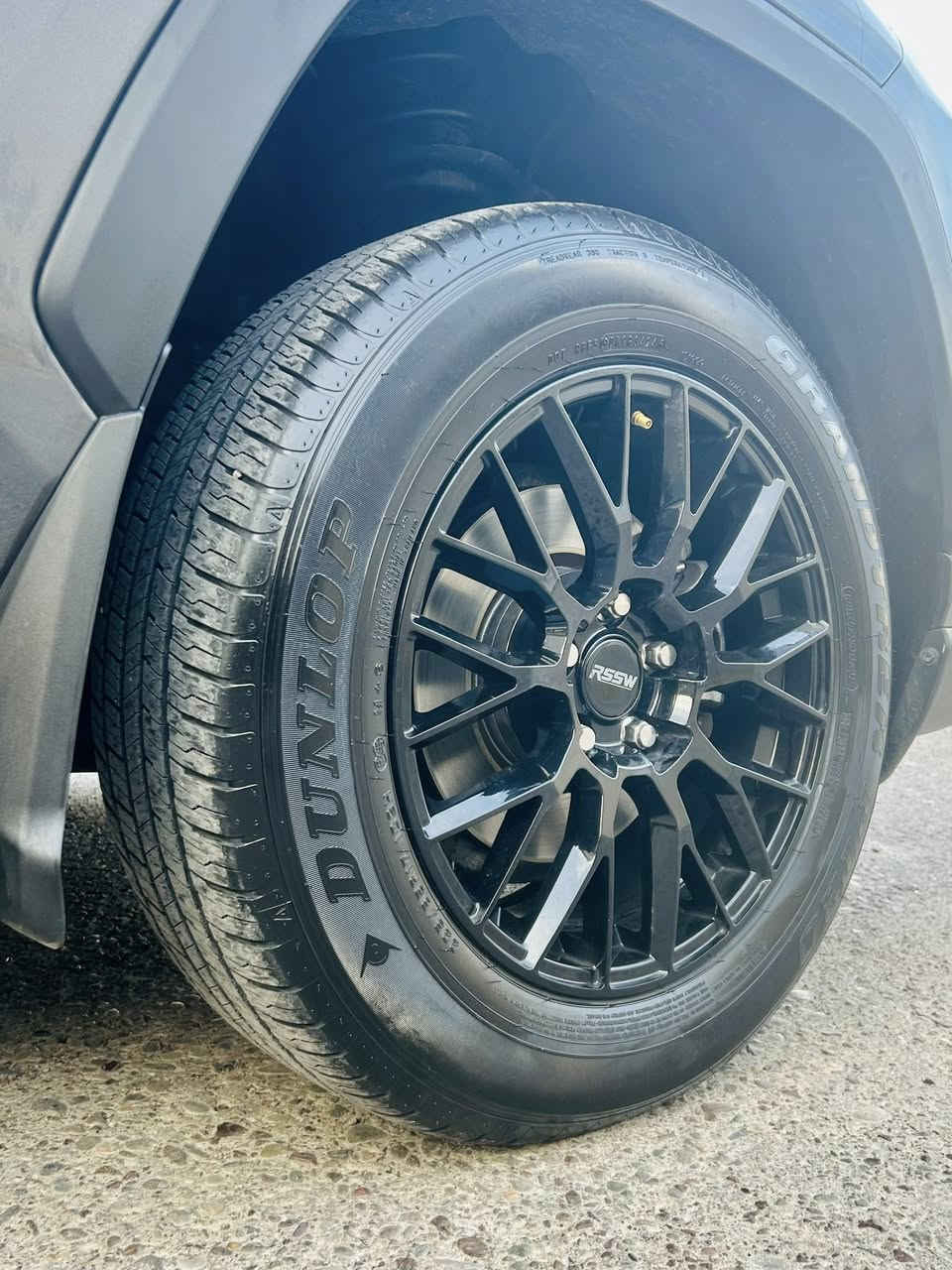 راف فور 2024 ماشي 3الف مواصفات LE AWD
رادار 360درجة/تبريد مركزي/كشنات هيتر/كيج إلكتروني/شاشة كبير/ عنوان عقرة/سعر223$بي مجال
 بيها صبغ جملغ و ربع باب بدون دواخل بجم كبس 
سيارة تترقم شمالي//***********
