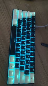 كيبورد ميكانيك • بدون ملحقات • مستعمل