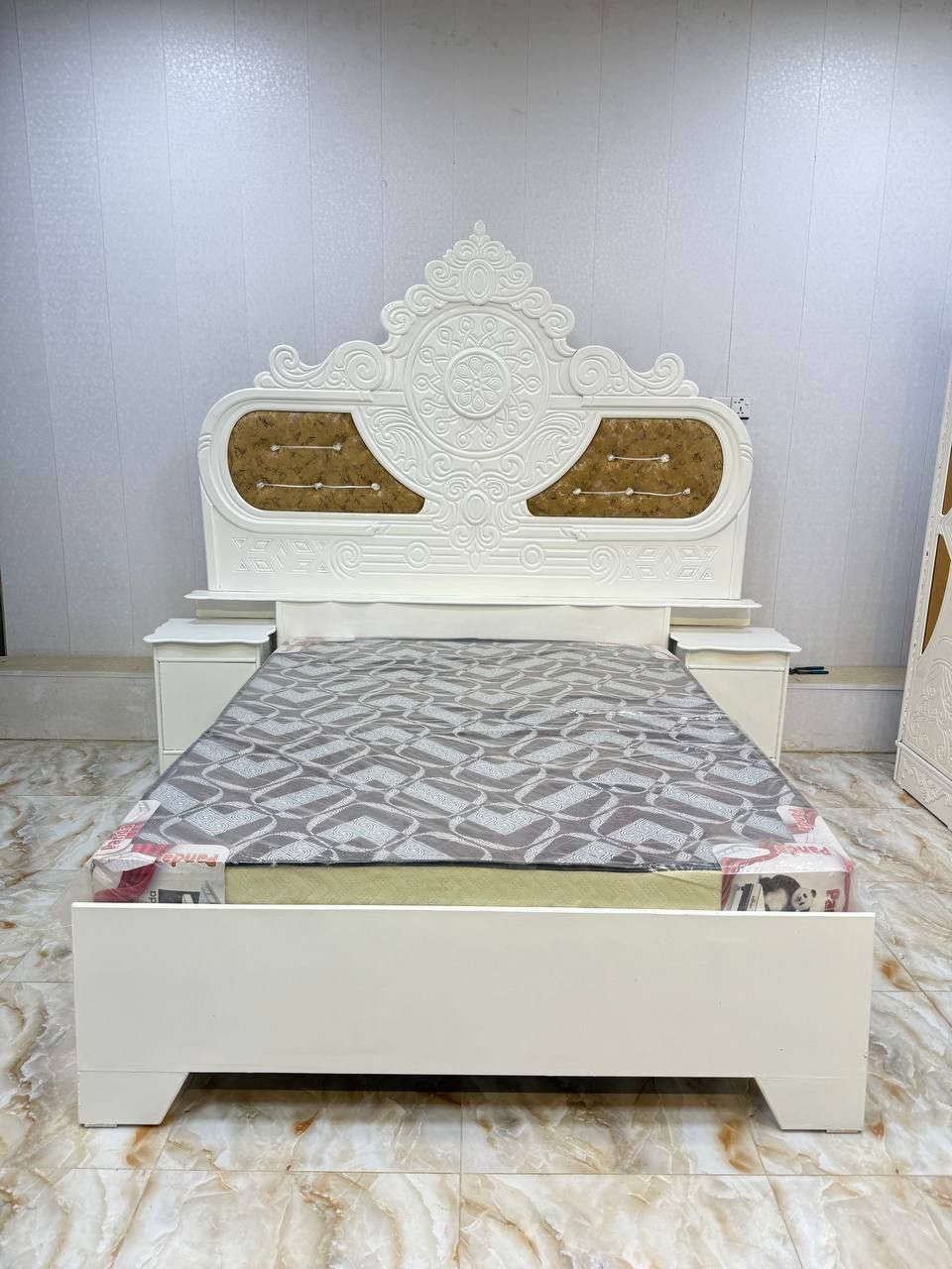 غرفة اخشاب  بسعر  مليون فقط 

⚜️تفاصيل الغرفة ....⚜️

صاج خارج ٤ملم ام دي اف 🪭
وداخل صاج ٣ملم 
صبغ مرمري درجة اولى 

عدد القطع  ٧ قطع 😍
1 //جرباية  قياس  ١٦٠ × ٢٠٠ 
//ميز جانبي ايسر قياس ٥٠
2// وميز  جانبي  قياس ٥٠
3// زاوية ارتفاع مترين عرض ٨٠
4// وميز بلازمه  
5//وميز مراية ارتفاع مترين عرض ١٢٠
6// وكنتور ٦ باب  ارتفاع مترين و١٥ طول ٣ متر و١٥

القطعه الثامنة حسب الطلب شازلون
سعرها ٥٠ الف ❤️
طابوريه ١٥ ❤️

(توصيل مجاني مركز بغداد )
التوصيل يشمل الشد مجاني 🔥
(اطراف ٥٠)
باقي المحافضات حسب البعد


**إذا كنت صاحب هذا الإعلان وتريد حذفه لأي سبب، رجاءا أرسل رسالة إلى الدعم الفني**