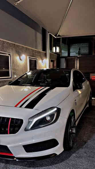 (للبيع او مراوس) 
من النوادر بل عراق والوحيدة بتزويدها مارسدس A AMG 2015 
السياره وارد خليجي مزودة
السياره stage 2 
عليها داون بايب وتفريغ وتبات بورلا اتاك وبرمجه 
بوب كورن وصوت كلش مرتب 
السياره من الشركة تجي AMG 
السياره مصروف عليها صرف خيالي
تخم ويل avid-1 
فول مواصفات للاخير
(بانوراما ، كشنات ريكارو رياضي ، كشنات حضن ، كشنات جلد ومخمل وخيط احمر بلاد ، دشبول كاربون فايبر حقيقي ، شفتات ستيرن ، ٣ وضعيات قيادة ومواصفات هواي مو مال اذكرهن كلهن)
السياره بيها صبغ بابين وجاملغ بدون ايرباك وبدون معجون
ماشية 140 الف كيلو 
🔺ملاحظة محرك وكير مكفول 100% بحاله الوكالة
مكاني بغداد الغدير 
السعر 167 بيها مجال بسيط 
***********
