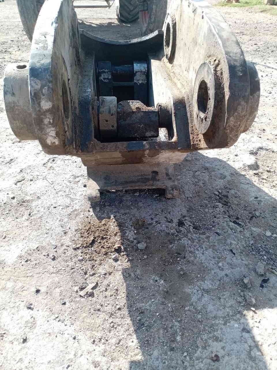 السلام عليكم
للبيع كماشة بيم ٨٠ الكمامشة ترهم علحفارة الهيتاشي ١٩٠

وتراهم علحفارة السرفة الحجم   ٢٠٠   و  ٢١٠

عنوان بغداد

للأستفسار ***********

***********
