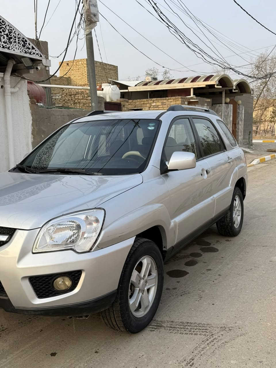 وارد كوري  سبورتج
موديل 2009 

كفاله بس البندي بي شخوط وصبغنا بدون حادث حت البنيد ما مفتوح 

مكينة ما مفتوح  وجديدة 

الرقم/***********

 السعر/ 109 وبيه مجال شي بسيط 

 رجاء المو شراي لا يتصل
