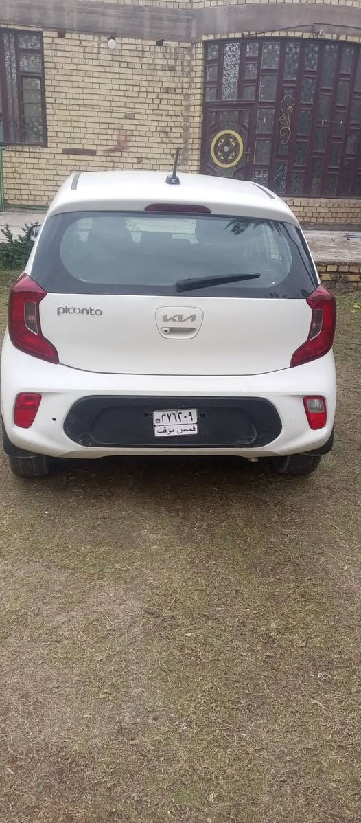 السلام عليكم بيع مستعجل
بيكانتو 2023 بدون رقم جديده اخت الزيرو 
تحكمات ستيرن 
رادار أمامي 
كامره خلفيه 
مثبت سرعه 
مانع انزلاق 
مري كهرباء 
اللون الابيض المرغوب بيها هواي مواصفات بعد  السعر 97 
للاستفسار الاتصال على الرقم *********** بي وات ساب
