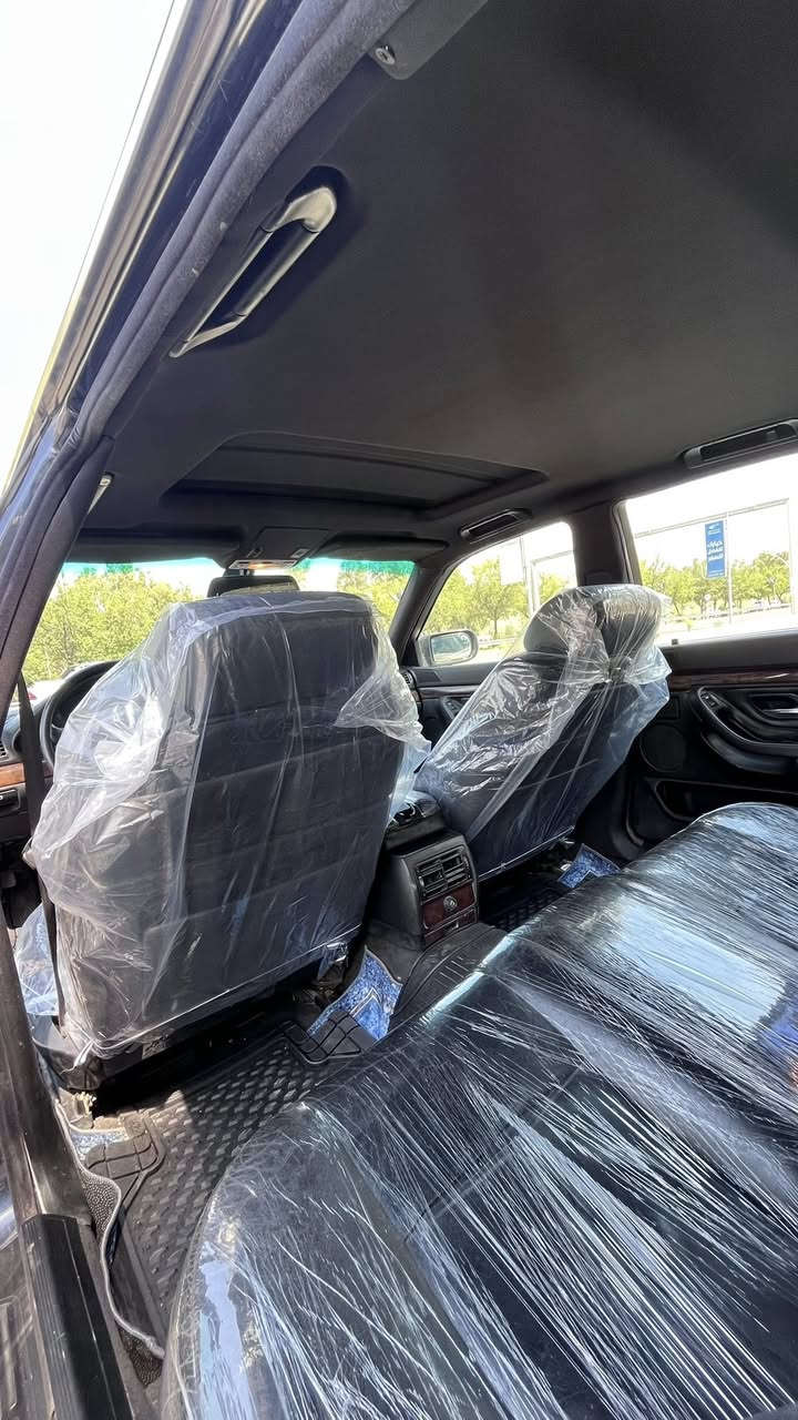 السلام عليكم
BMW حجم740 اصل 8
موديل1995 فول توماتيك فتحه بل سقف
صبغها جديد بدون ضربه بدون اخياس شرط
طخم امامي خلفي جديد
تبريد تدفئه شغال 
منضومة بانزين جديده 
هزه رقم قبل اسبوع 
رقم نينوى اني صاحبها
العنوان موصل حى السكر
***********
***********
السعر 80 بيها مجال 
السياره جاهزه بل كامل شرط
