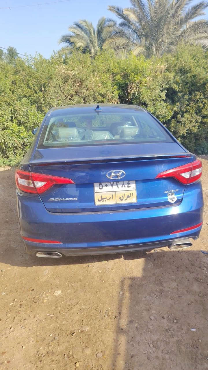 السلام عليكم شباب سوناتا 2017 سياره امريكي بيها باب السائق مواصفات فتحه كشن كهربائي *********** سعر 133 💲

