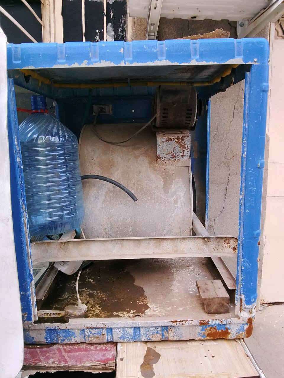 غراض مخبز كامل للبيع
البيع شلع احوان مابيع حاجه وحده فقط 
***********
