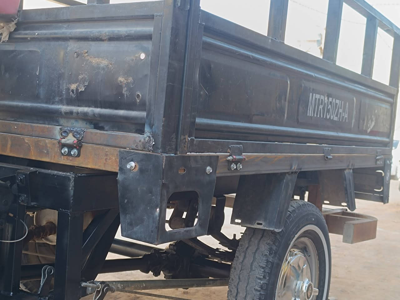 ترتيب وصبغ جميع الستوتاة التعبانه 
عنوانه خلف ملعب النجف الدولي 
***********

صبغ شاصي 
صبغ بدي 
ترتيب الحصيره 
حصيره جديده مليمين
تبديل بديات ذب بديك وخذ بدي احسن منه
