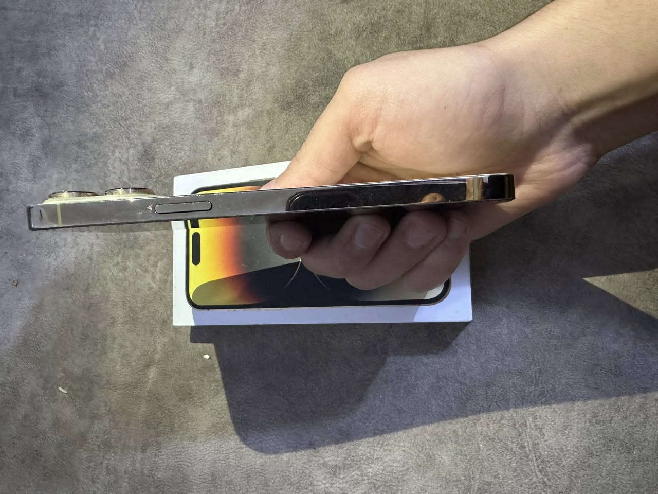 آيفون 14 برو ماكس فقط كسر بلكلاس
بطاريه 95 مامتعوب مال اتصالات مخلي مال جنيه
ذاكره 256
سعر.670 بي مجال شي بسيط


**إذا كنت صاحب هذا الإعلان وتريد حذفه لأي سبب، رجاءا أرسل رسالة إلى الدعم الفني**