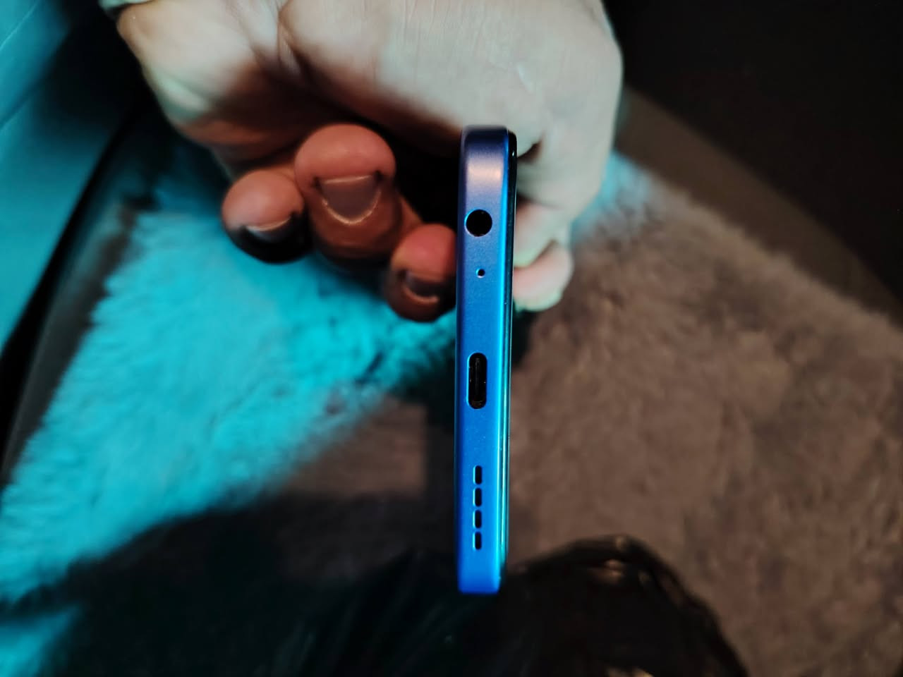 سلام عليكم تليفون جديد
Hot 60 5G+) 
صار سبوع. من اخذته ب 180
  بعده بلزكه مال شركه
ذاكره 128 سعره 120  عدي توصيل وعل فحص عنواني
 بغداد شعب***********
