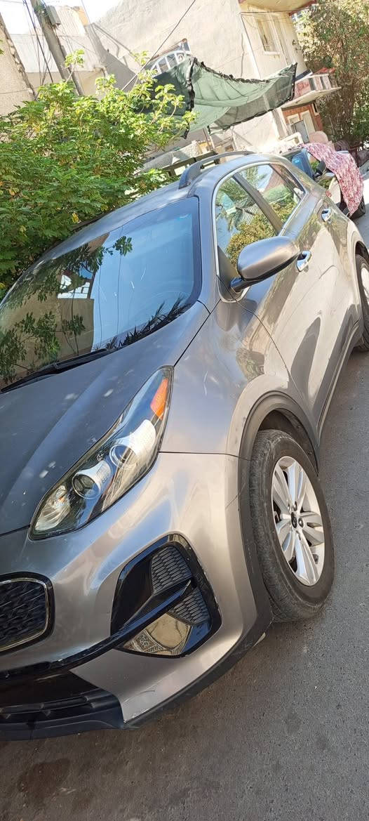 سبورتج ٢٠١٧ وارد امريكي حادثها موضح بالصورة جاملغ وباب وتم تصليحم مكفولة الكير والمحرك والشاصي واللغود والتبريد ومواصفاتها تبريد قطعتين تحكم استيرن جهتين مانع الانزلاق 
ابيها اشخوط في الدعاية وجراد بالبنيد والقمارة 
للبيع  ١٤٠ او المراوس


**إذا كنت صاحب هذا الإعلان وتريد حذفه لأي سبب، رجاءا أرسل رسالة إلى الدعم الفني**