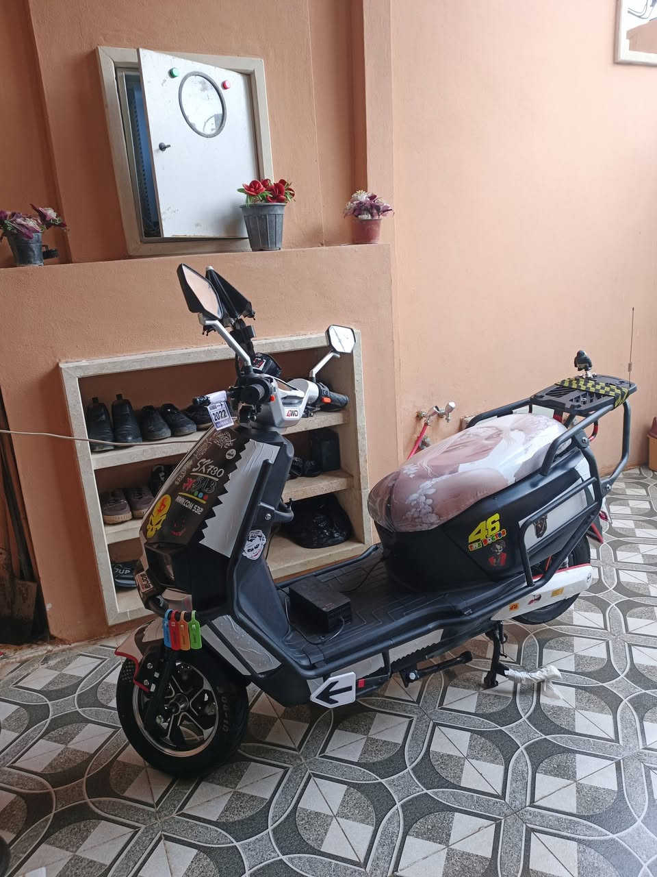 السلام عليكم للبيع تراوس السعر 750
واتساب ***********
