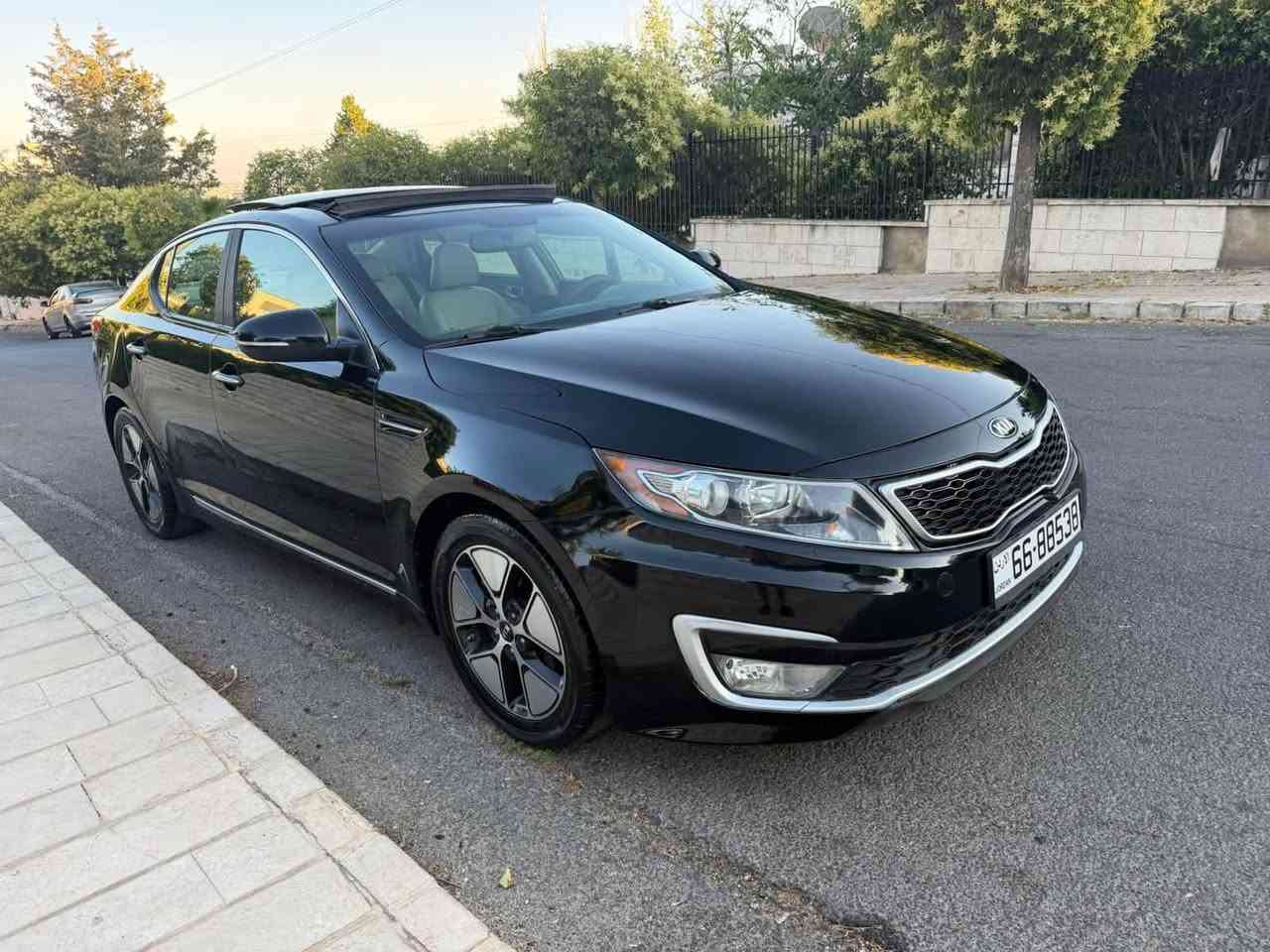 ‏كيا اوبتيما 2013 فل أعلى صنف ليمتد
فحص كامل 
لونً اسود ملوكي 
بانوراما 
غرفه لون بيج بحالة الشركه 
كراسي ممري
كراسي مدفئه + مبرده
غمازات مري + طوي 
جنط قياس 17 الأصلي
كوشوك جديد
بصمه تشغيل 
بصمة أبواب
ترخيص طويل 
حساسات خلفيه 
كاميره خلفيه 
كب هولدر 
لد امامي خلفي 
شاشه اصليه
نضام صوتي انفنتي اصلي 
صب امامي خلفي 
أيادي كروم
قاطعه مسافه 78 ألف 
سعة المحرك 2400cc قوي و عملي
استخدام شخصي المنطقه الحره 
لا تحتاج أي صيانه
السعر : 9700
للتواصل : 0799487331


**إذا كنت صاحب هذا الإعلان وتريد حذفه لأي سبب، رجاءا أرسل رسالة إلى الدعم الفني**