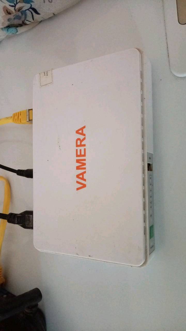 راوترين للبيع 
الأول ( الأسود ) نوع TL-WR940N بسرعة 450mbps نظيف ادواته كاملة بدون نقص 
سعره 25 الف 

الثاني ( الأبيض ) نوع TL-WR841N بسرعة 300mbps وادواته كاملة 
سعره 20 الف 
وإذا اثنينهن ب40

و نانو نوع ( Ubiquiti NanoBeam M5 ( NBE-M5-19 نظيف وجديد استخدام قليل مع كل الكيبلات وياهن 
سعره 40 
و وياهن ups مجانًا
للإستفسار : ***********
العنوان : البصرة ، البراضعية 