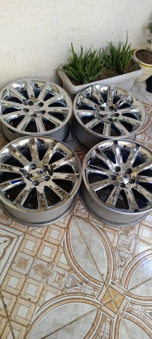 السلام عليكم ويلات حجم 18 جديد لك تفصيخ اصلي للبيع مراوس عادي مكاني ميسان موجود توصيل شراي تصل ودلل ***********
