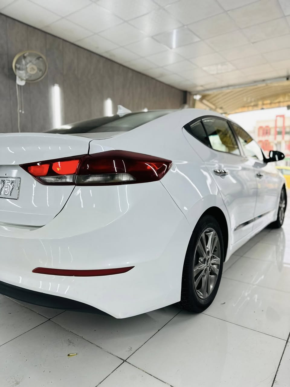 سلام عليكم للبيع النترا 2018امريكي حادثها كلش بسيط 
قبق صندوك فقط والباقي مكفول  نص فول كير مكينه مكفولات ماشيه 58استخدام شخصي سياره جديده مال بيت تخم تاير جديد جاهزه مانقصها شي مكينه2000دوش رقم بغداد بسمي 
#السعر132وبيهاًمجال العنوان بغداد الكاضميه  
***********☎️***********
