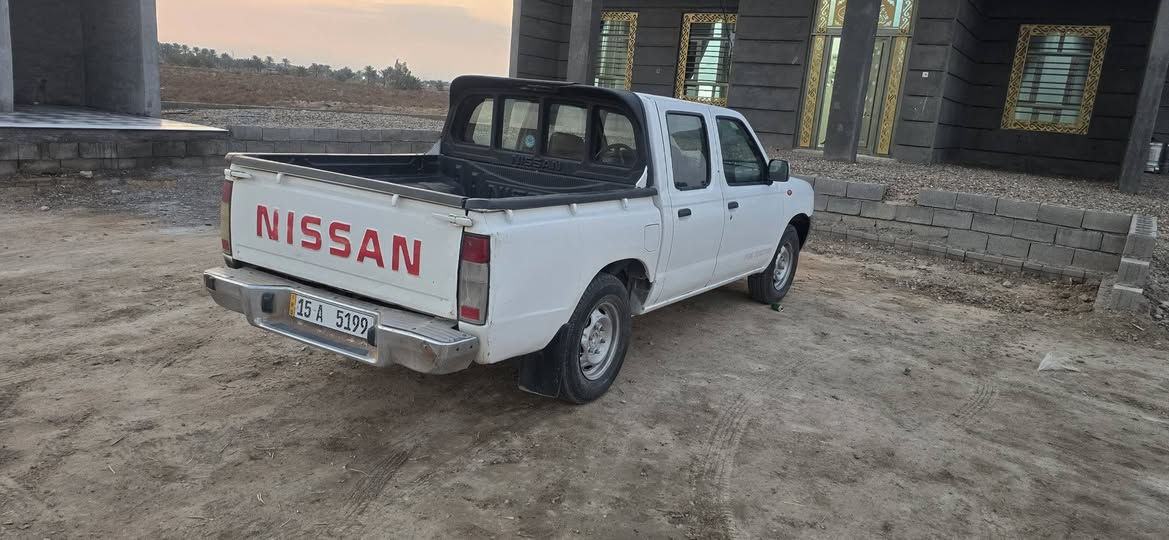 السلام عليكم ابيكم نيسان للبيع موديل 2009 سياره بلاديه بيه صبق قطع سنويه بسمي جديده 31 تخم تاير سيارة جاهزه سعر 105 وبيه مجال مكان فلوجه كرمه
***********
