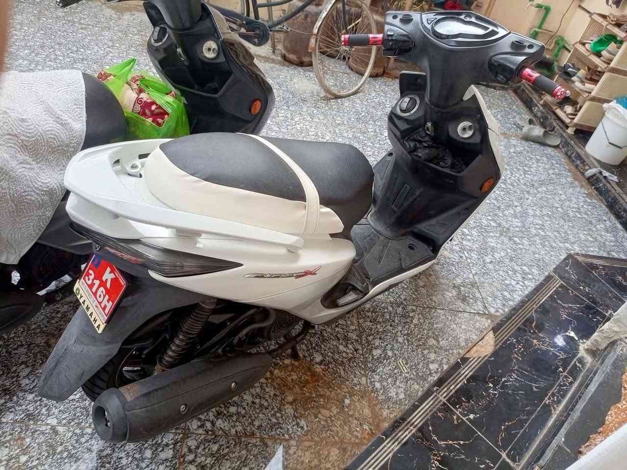 السلام عليكم سكنس لد 2018  وارد ياباني قبق نفخ ستان حساس دراجه خير من الله ما متعوبه كهربائيات شغاله ربع متصرف عليه  مكاني حله  سعر 1250
الاستفسار اتصال عله الرقم ‏‪0782 263 2448‬‏
