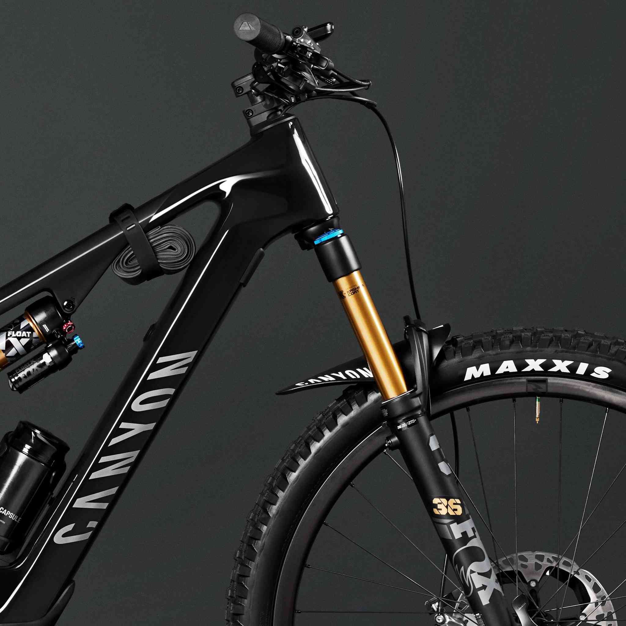 يا الله يا رزاق 👋
**🚴‍♂️✨ هلا بالشباب محبّين الدراجات! ✨🚴‍♀️
#متوووووفر 
#السعر ٢٠ الاف
جماعة ماركة كانيون تدلللون علينه يابه ❤️
الاصلي يمي عمي تدللون علينه  😍 
واقية جبلية أورجنال ماركة CANYON  العالمية 🖤💛
وزن خفيف و شكل انسيابي 😉
 نظافة ١٠٠% 🫡
.
.
.
متجر عبدالله المغامر يقدملكم افضل وأجود اغراض الدراجات الهوائية …🚲🚲🚲
✔️ شغل مرتب يخلي دراجتك فول وتخطف الأنظار 😎
✔️ أسعار مناسبة  لكل الميزانيات 👀
✔️ جودة أصلية وتحمّل عالي🚲
✔️ توصيل سريع لكل المحافظات 🚚💨
✔️ خدمة دعم بأي لحظة 💬✨
لا تضيع الوقت… جهز دراجتك وخلي طلعاتك أحلى ويا متجر عبدالله المغامر! 😍🚴✨
للأستفسار على الخاص او مراسلة الصفحة على الواتس آب 📞 📞


**إذا كنت صاحب هذا الإعلان وتريد حذفه لأي سبب، رجاءا أرسل رسالة إلى الدعم الفني**