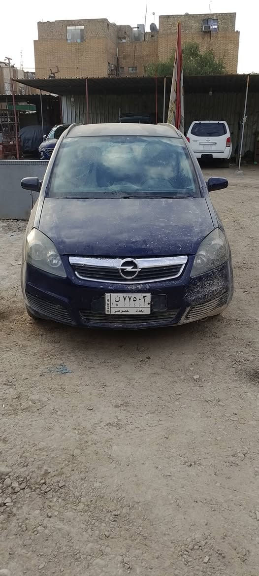 السلام عليكم
اوبل زافيرا 2008  للبيع
السياره متروكه 
كهربائيات شغاله 
المحرك بي تبخير 

عنوان السياره بغداد
استفسار خاص
أو ***********
