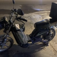 ‏دراجة شحن نوع هرلي للبيع بطاريات جديدة قبل أسبوع شادهن كهربائيات شغال...