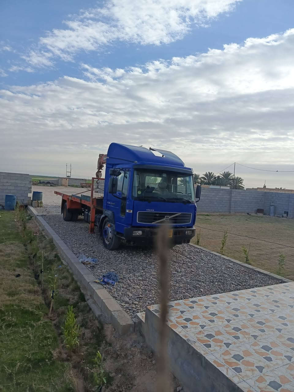 فالفو للبيع كرين 3 طن و400 . 3 سلايت موديل 2005 رقمه اربيل سنويه نافذه السعر 190 وبي مجال مكاني تكريت اتصال ***********
