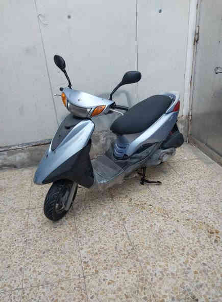 سلام عليكم للبيع بريز رمبه مختمه كله بلاد كابريتر بلاد مكينه مكفوله ماشيه ٧ أوراق كامله سعر ٥٥٠ مكان بغداد بلديات تيرات جدد نتصل *********** خاص ماكو لا تعب نفسك
