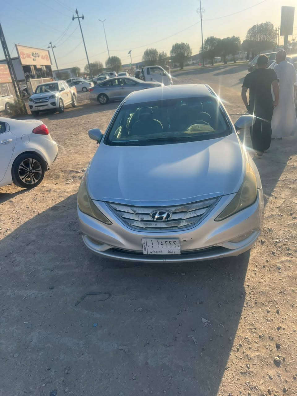 السلام عليكم
سوناتا 13/امريكي بصمه واسط سلفر باسمي سنويه لل 28
حادثها بامريكا صبغ جاملغات الخلفيه بدون دواخل
وبالعراق بابين وجاملغ الجه اليمنه تبديل بدون
دواخل
السعر 85 بيها مجال   مكاني بابل النيل
للستفسار اكثر ***********
