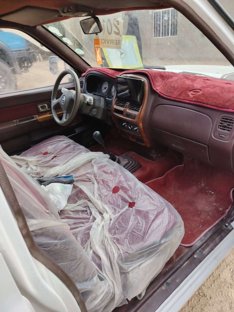 للبيع نيسان مزاد وزارت الداخلية محدثه 16بس الشاصي 2004الاستفسار ***********
