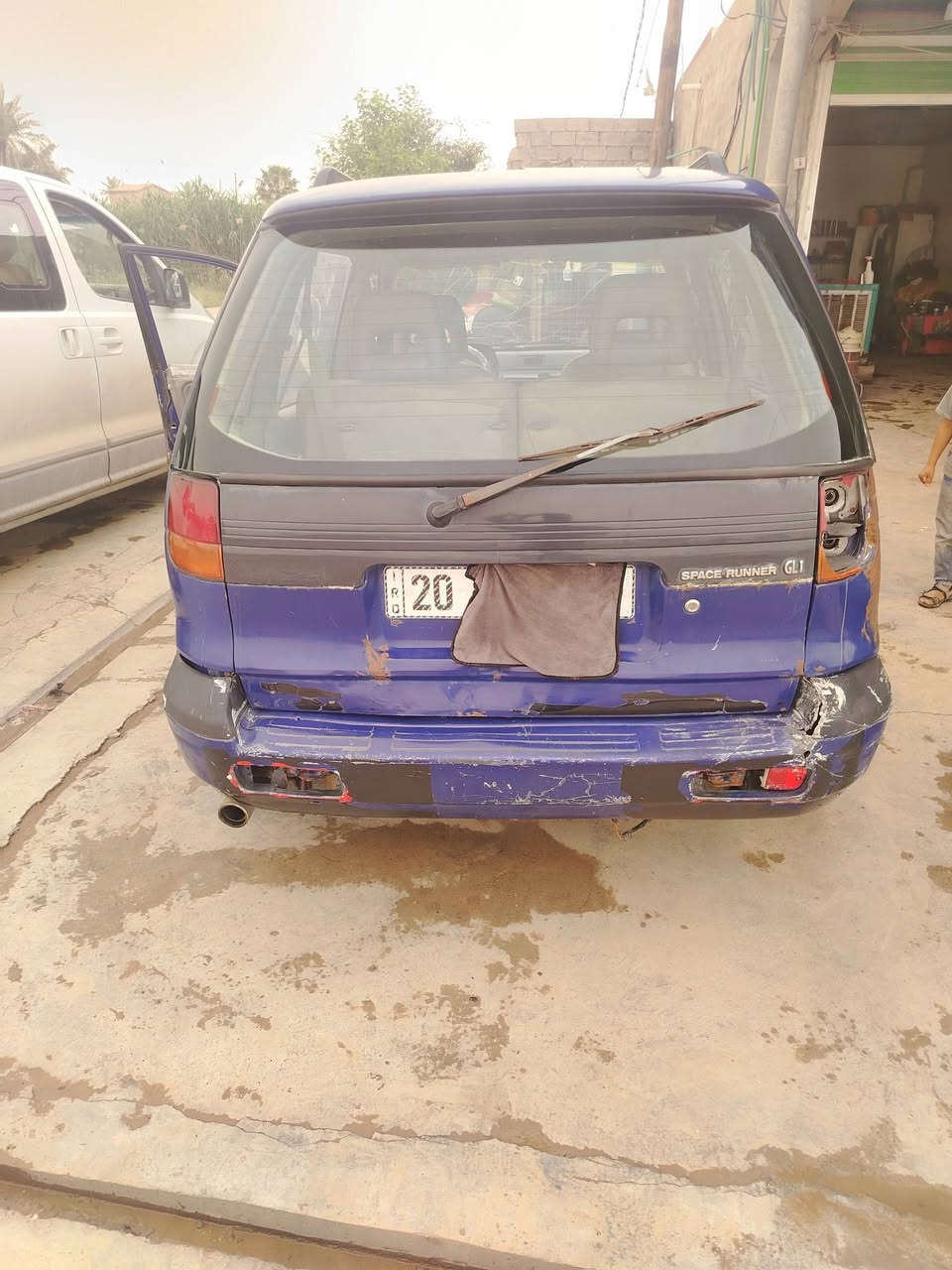 مستبوشي لانسر سياره نضيفه رقم نكليزي سنويه بسمنه تخم تايرات جديد باتري جديد مكينه كير خير من الله سياره بس عوزه ترتيب صبغ بلادي مكاني ديالى خانقين سعر 25بيه مجال رقم هاتف *********** تعال مارجعك نشالله
