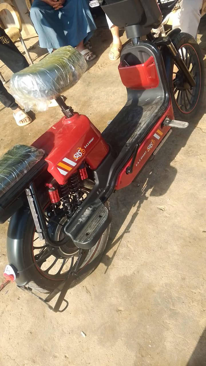 دراجة شحن نضافة درجة اولى السعر خاص للاستفسار الاتصال ع الرقم ***********
