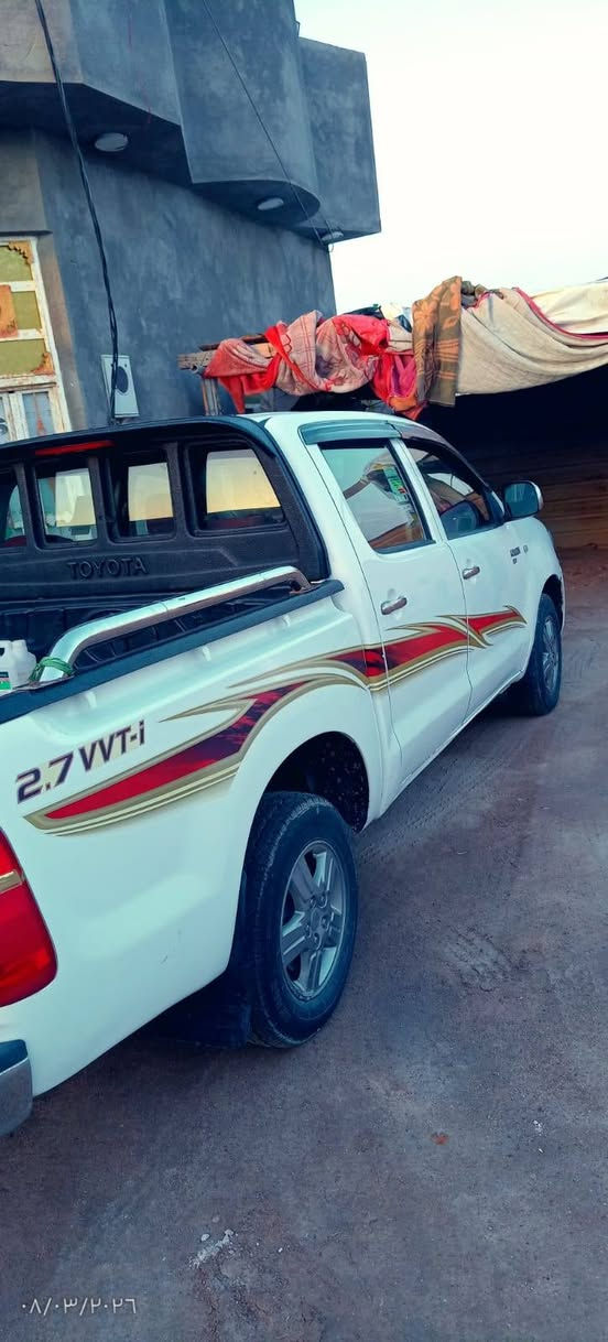 سلام عليكم  هاي لوكس للبيع مديل الفين وعشرا مكفوله من ضربه ولصبق ولتبديل رقم مثنه  تحويل ثاني يوم مكاني بصرا هارثه رقم  ***********
