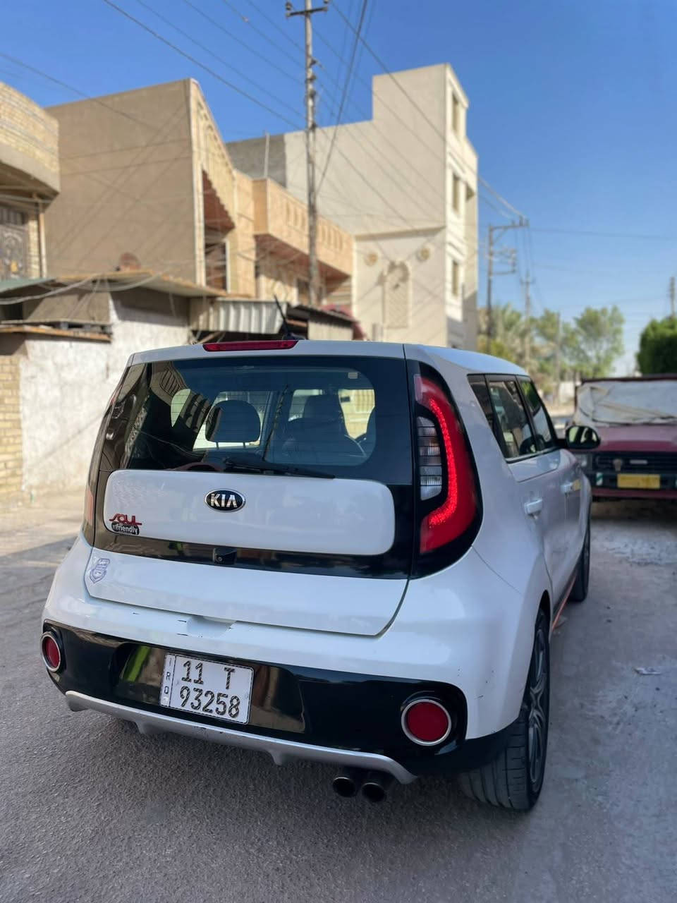 صول 18 رقم بغداد 1600 تيربو تبريد ثلج شرط
جاملغ وبنيد بدون دواخل سيارة جاهزه 
سيارة فول مواصفات ما عده الفتحه مري شفط 
منشات كهرباء شاشه جبيره رادار تحكم ستيرن 
السعر92 مكاني بغداد الدوره ورقمي ***********
