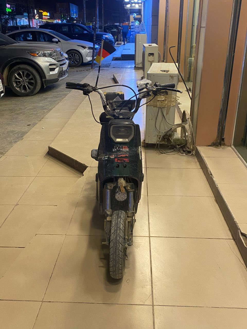 راجة شحن بطاريات جديدة عقل جديد السعر 100 بها مجال بسيط الرقم***********
