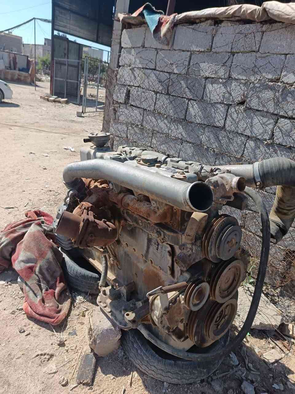 سلام عليكم       محرك داف كلشي مابيهه بس كرنك تواصل  ***********
