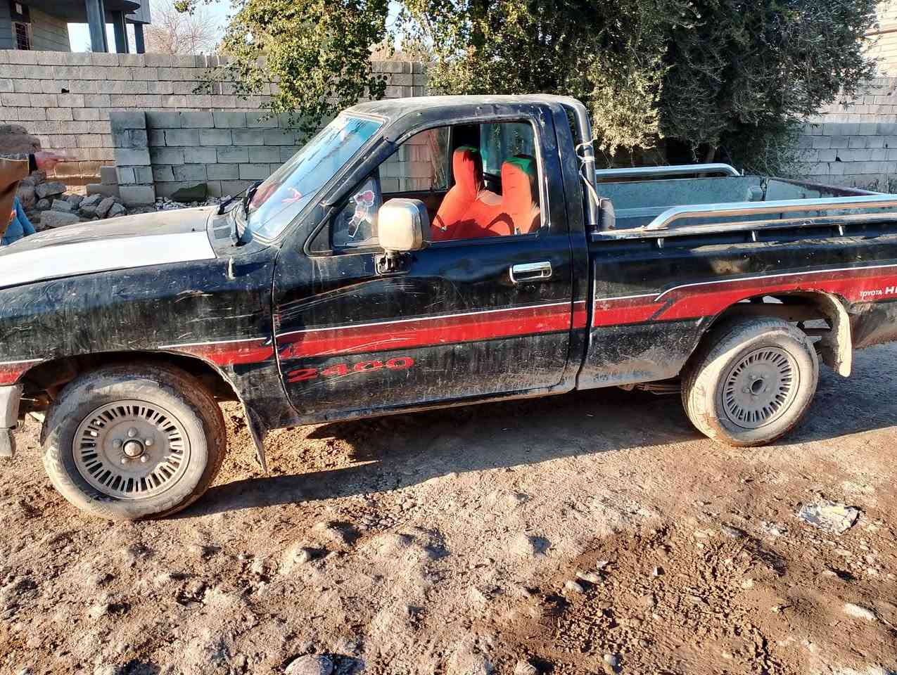 السلام عليكم بكم موديل 1991 رقم صلاح الدين شرط التحويل السياره كير محرك  شاصي  كلو شرط خياس مابيها مصبوغه عام جماليه كلب ما بيها السعر 40 او بيها مجال.المكان العلم.***********
