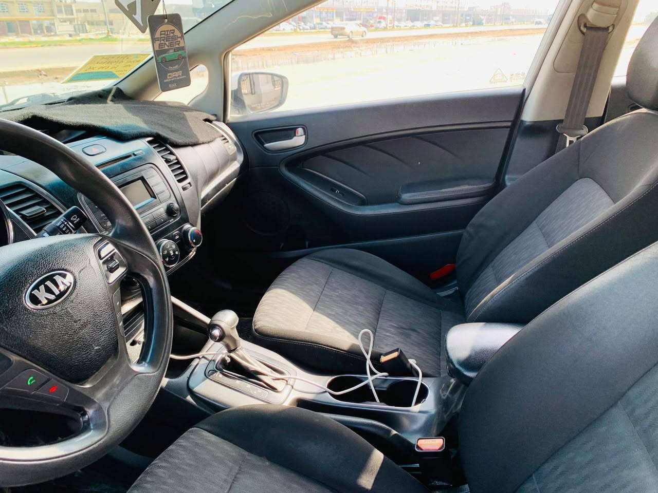 اعاده نشر بسبب الوعود الكاذبه
سلام عليكم ورحمه الله وبركاته 

سيراتو 2014 خليجي كير مكينه حداديه تخم تاير وتبريد ثلج تدفئه سياره جديده معنى الكلمه رقم اربيل ارقام وسنويه جدد سياره بيها قطعتين تبديل فقط نفس الون بدون دواخل شرط سونار مكينه 1600 دوش لا تنقيص ولا صوت ولا تبخير سياره جديده 
مواصفات 
تحكم جهتين 
سستم سماعات 
ويلكب كروم
كامره خلفيه
حساس خلفي
حساس أمامي 
ماشيه 170 حقيقي 
وباقي مواصفات بيها 

السعر 103 وبيها مجال بسيط

***********
