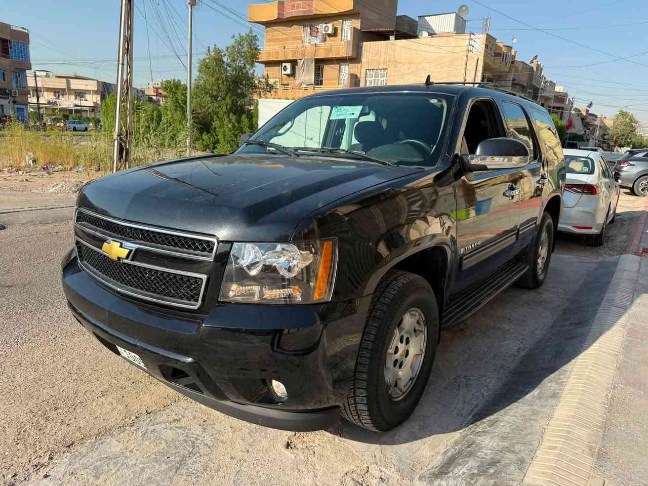 سلام عليكم
تاهو 2010 LT 
السياره بيها ثلاث قطع صبغ بدون دواخل بيدي صبغتهن 
مكينه كير كله كفاله 
والسياره استخدام شخصي على ايدي 
مكان السياره بغداد 
السعر 165$ 
الهاتف : ***********
