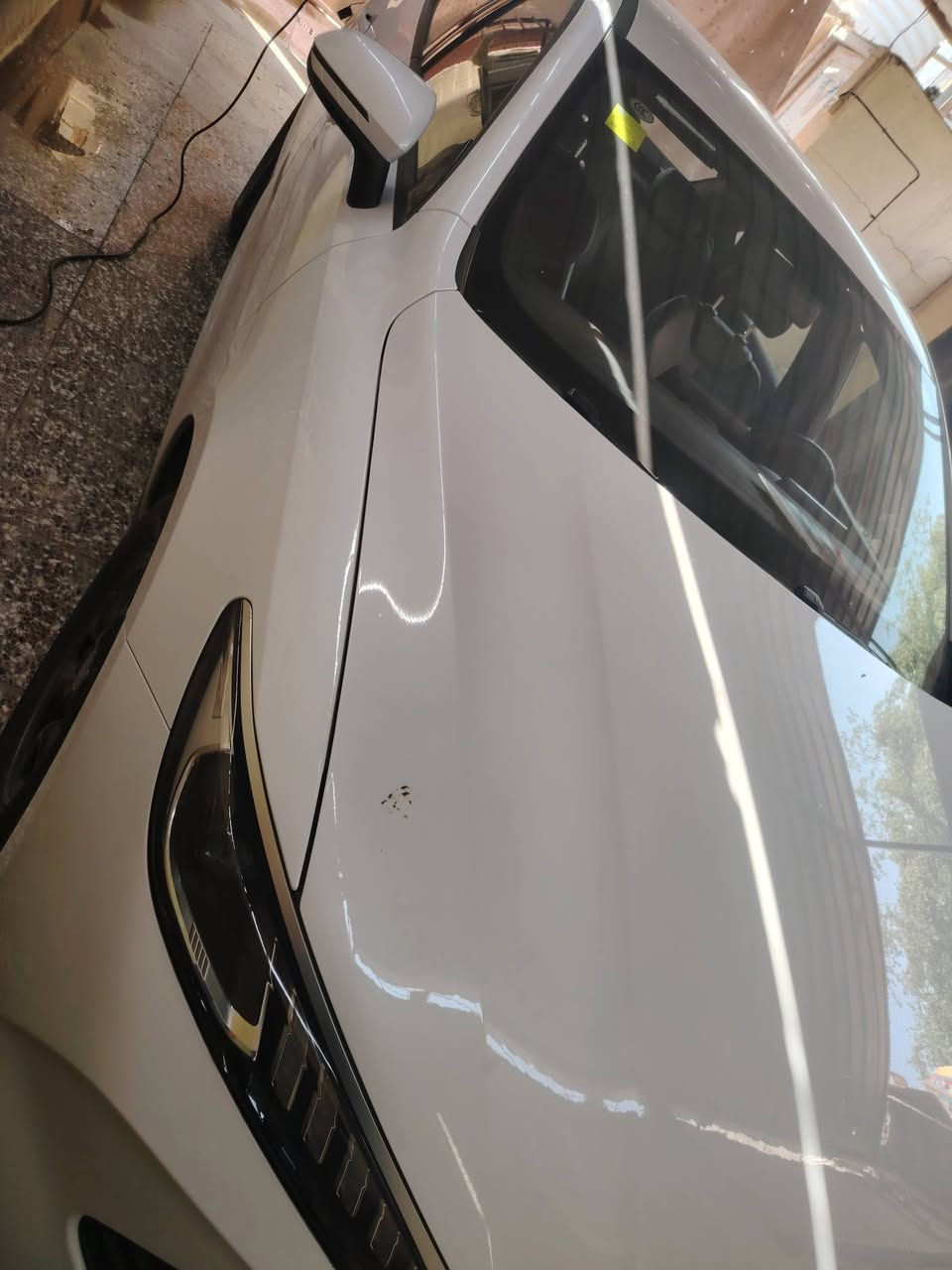 السلام عليكم بي واي دي بعدهة ممرقم ماشية ١٨٠٠ يعني زيرو
١٨ و ٢٠٠ مجال بصيط لان من المعارض ب ١٨و ٣٥٠ عنواني بغداد البلديات ***********
