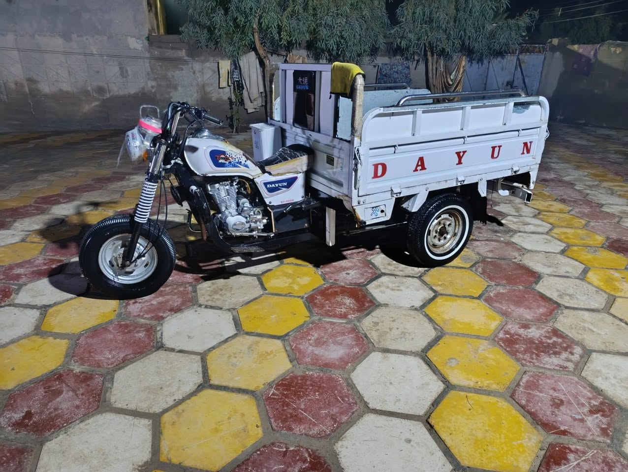 سلام عليكم
ستوته موديل 22
مكفوله مداور من مجمع الكرار
مكينه مكفوله 
سعر 2200 مليونين وميتين 
وبيه مجال مستعجل عل بيعته 
***********
***********
