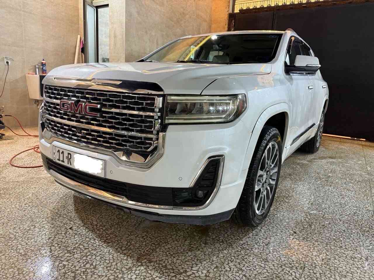للبيع اكاديا ٢٠٢١ دينالي 
يعني فول مواصفات شنو ببالك موجود 
المراية الوسطية كامرة
محرك 3600 سته سلندر المرغوب
كامرات ٣٦٠ درجة 
حساس امامي خلفي 
رادارات  
رادار تفاعلي
مثبت مسار ذكي
نقطه عمياء
انظمه قياده
تدفئة تبريد كشنات 
كشنات خلفية vip منفصلة 
داخل ابيض 
كشنات خلفية تدفئة 
جنطة كهرباء 
شاحن لا سلكي 
وبعد هواي مواصفات 
ماشية 37 الف 
حادث جانبي صفحة سايق بجم كبس 
السعر 245 قفل
***********
