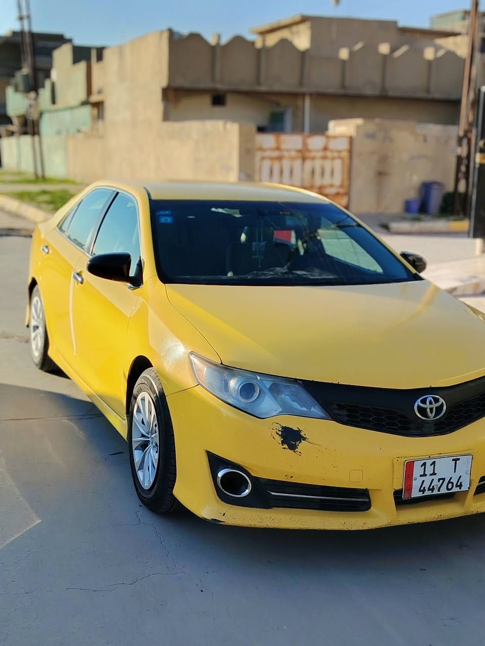 كامري موديل 14 وارد أمريكي حادثها فقط بونيد مبدل بدون داخل سنويه جديده كير مكينه بل شرط حداديه جديده سياره مكفوله من دعاميه للدعاميه تبريد شرط السعر ١٣٥ وبيها مجال  مكاني كركوك ***********/***********
