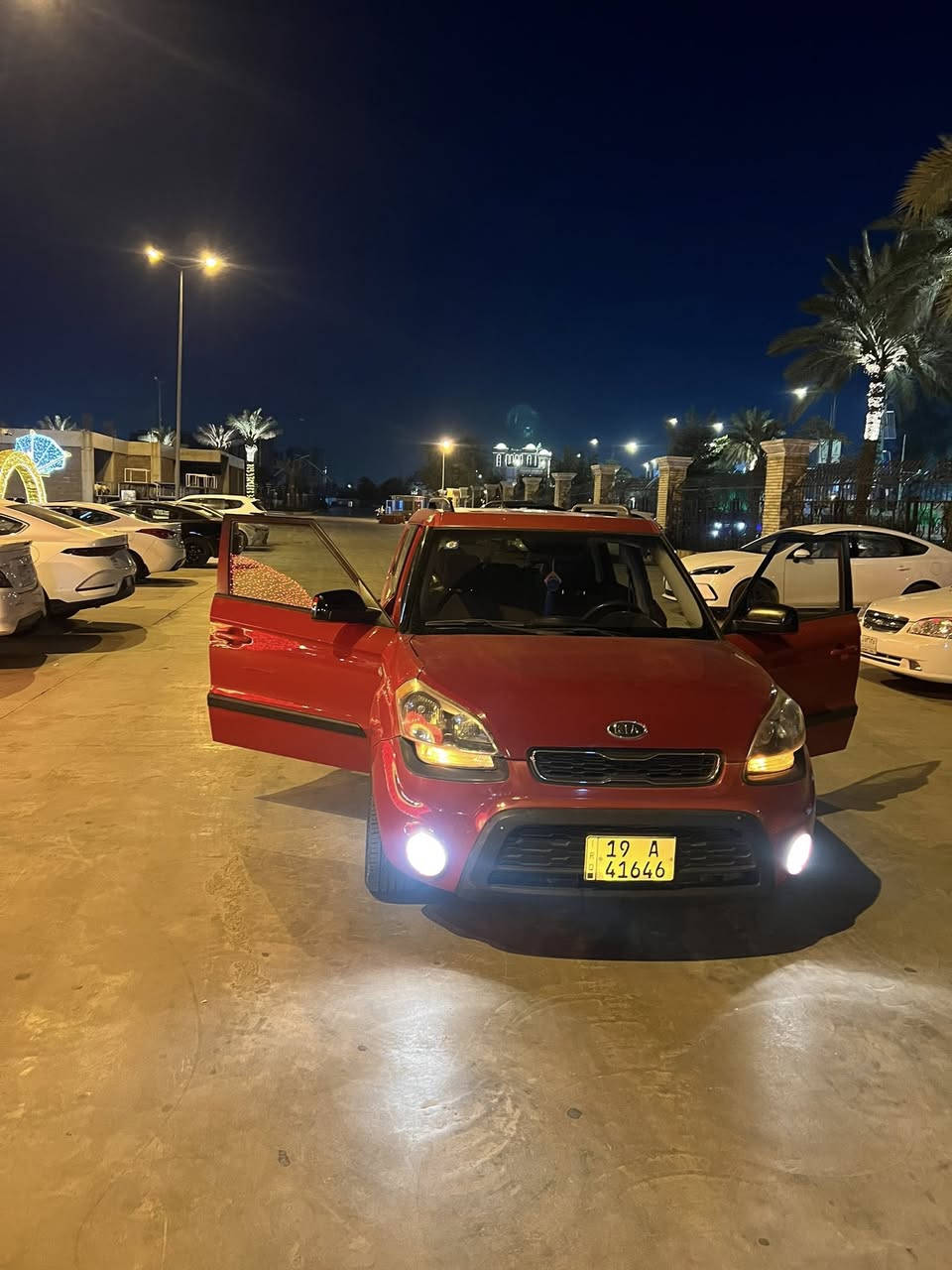 كيا سول ٢٠١٣
للبيع كيا سول ٢٠١٣ حادثها بنيد وجاملغ خلفي رقم كربلاء مواصفاتها كامرة حساسات تحكم ستيرن نظام ايكو اقتصادي محرك وكير وحدادية خير من الله تبريد شغال تخم تاير جديد السيارة كلشي ميحتاجلها عارضها ب ١٠٠ وبيها مجال للشراي 

الرقم / *********** متواجد علواتس اب 

مكاني بغداد حي السلام
